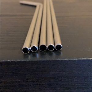 Kitchen - (5) stainless steel reusable straws Kitchen - (5) stainless steel reusable straws